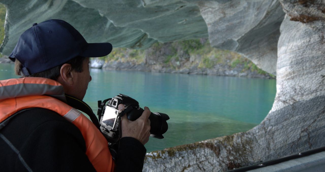photographing-marble-caves-chile