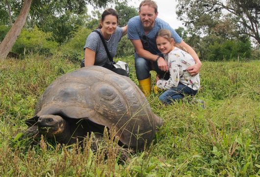 Giant-tortoise-family-Galapagos