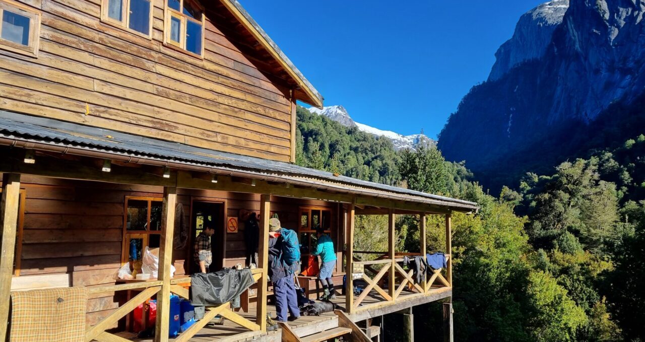 refuge cochamo