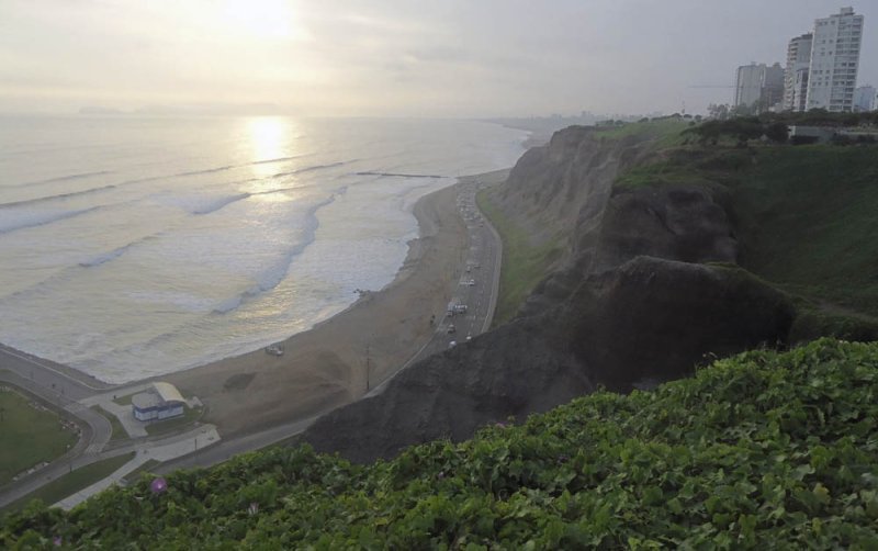Bike tour coast Lima Peru