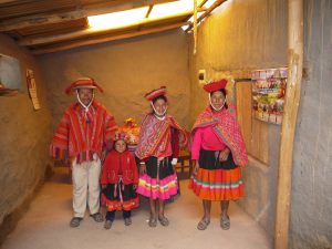 Huillca home stay family Peru