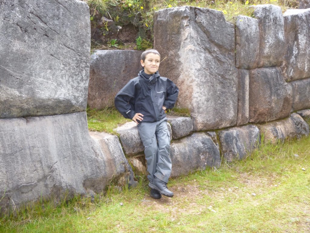 Family Trek Moon Temple Peru