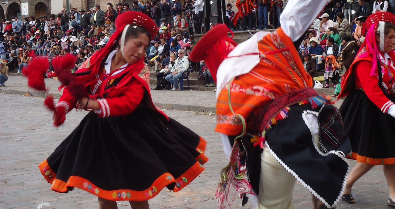 cusco-festival-dancers-peru