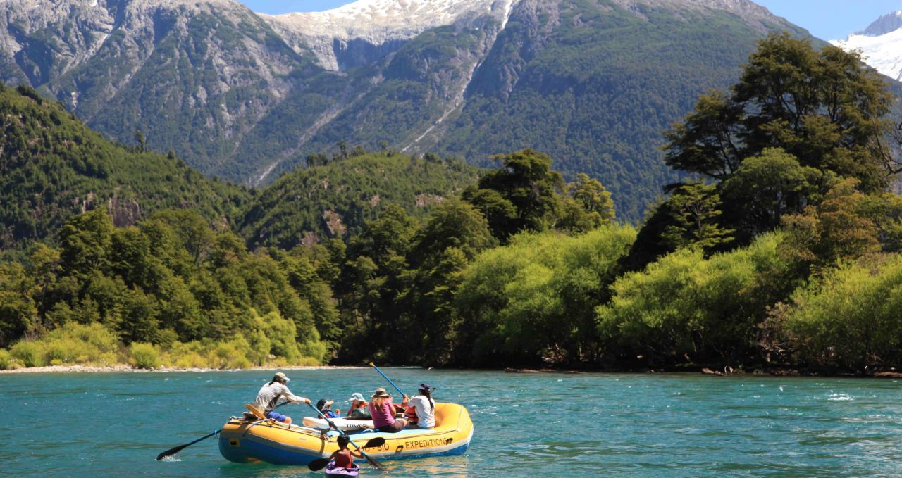 gentle rafting futaleufu-chile