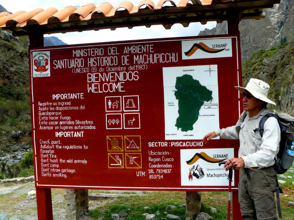 start-of-inca-trail-peru