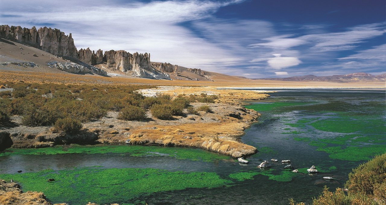 tierra-atacama-mountain views chile