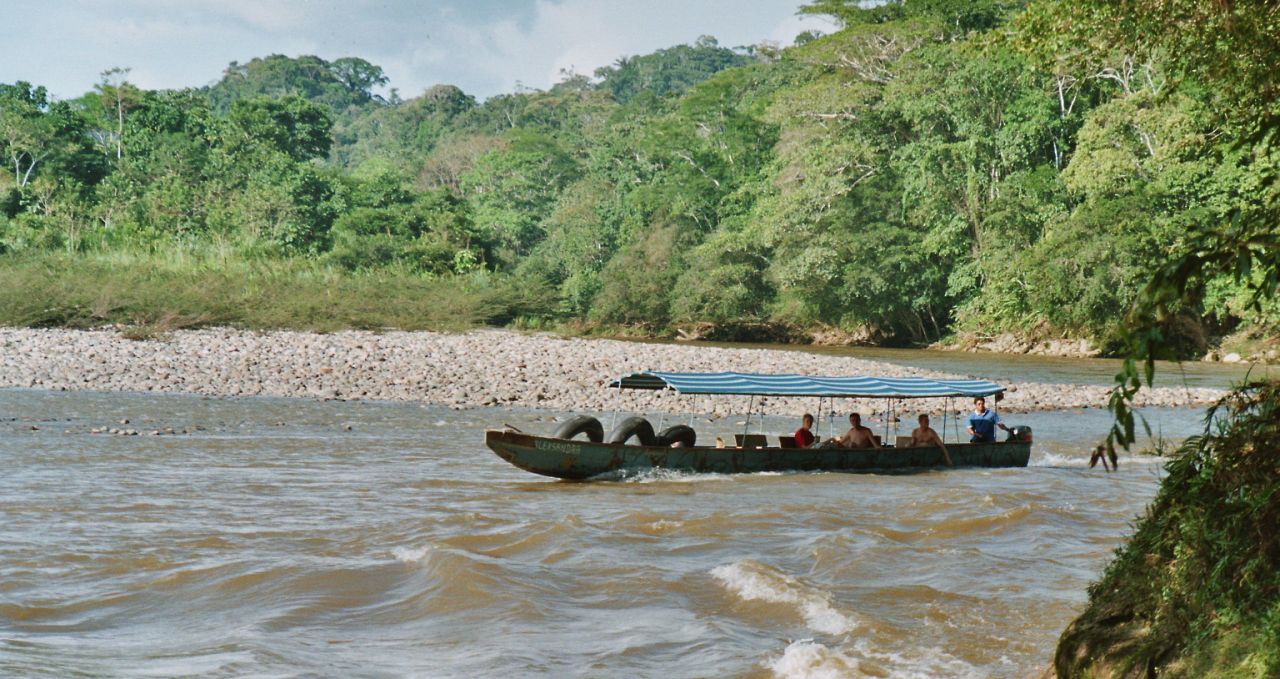 Liana Lodge canoe ride Ecuador