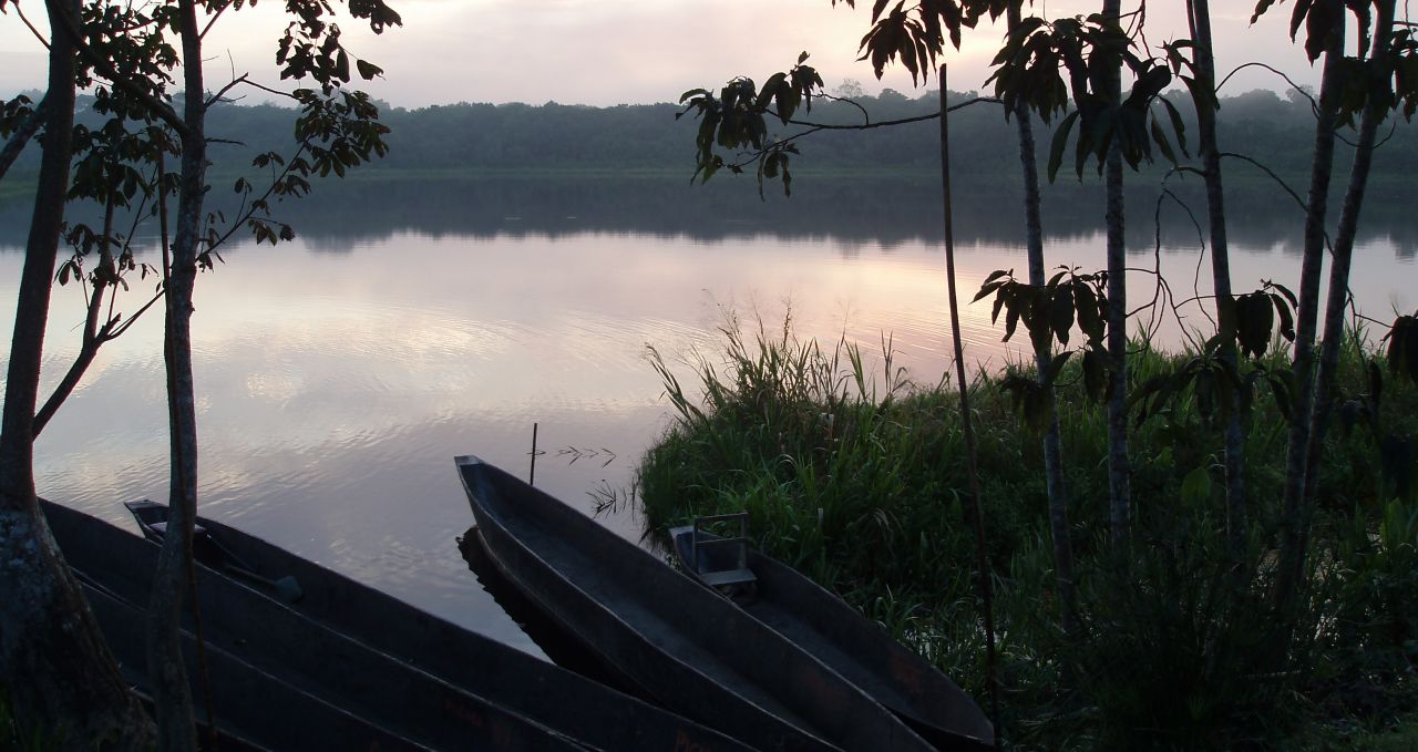 Sunset kayaks Napo Ecuador