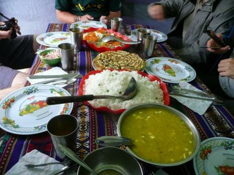 dinner-time-inca-trail