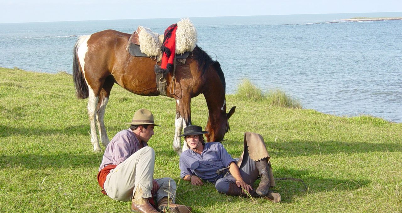 gauchos-horse-and-sea-uruguay