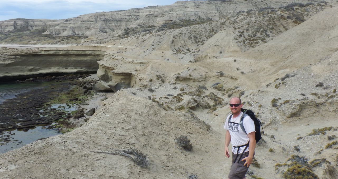 hiking-piramides-to-punto-pardelas-peninsula-valdes-argentina