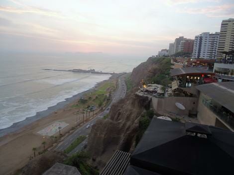 lima-shore-peru