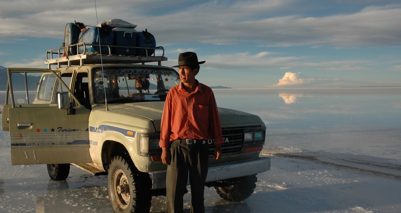 salar-driver-bolivia