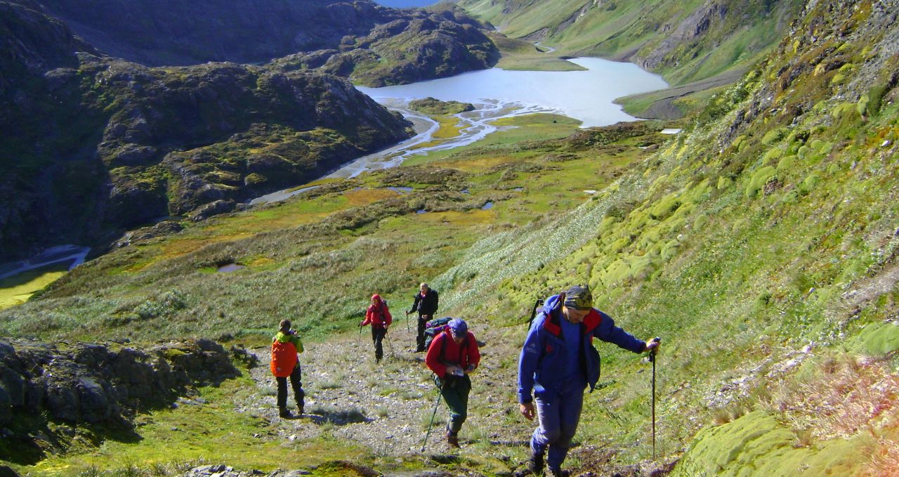 trekkers montes-martial-ushuaia-tierra-del-fuego-argentina-patagonia