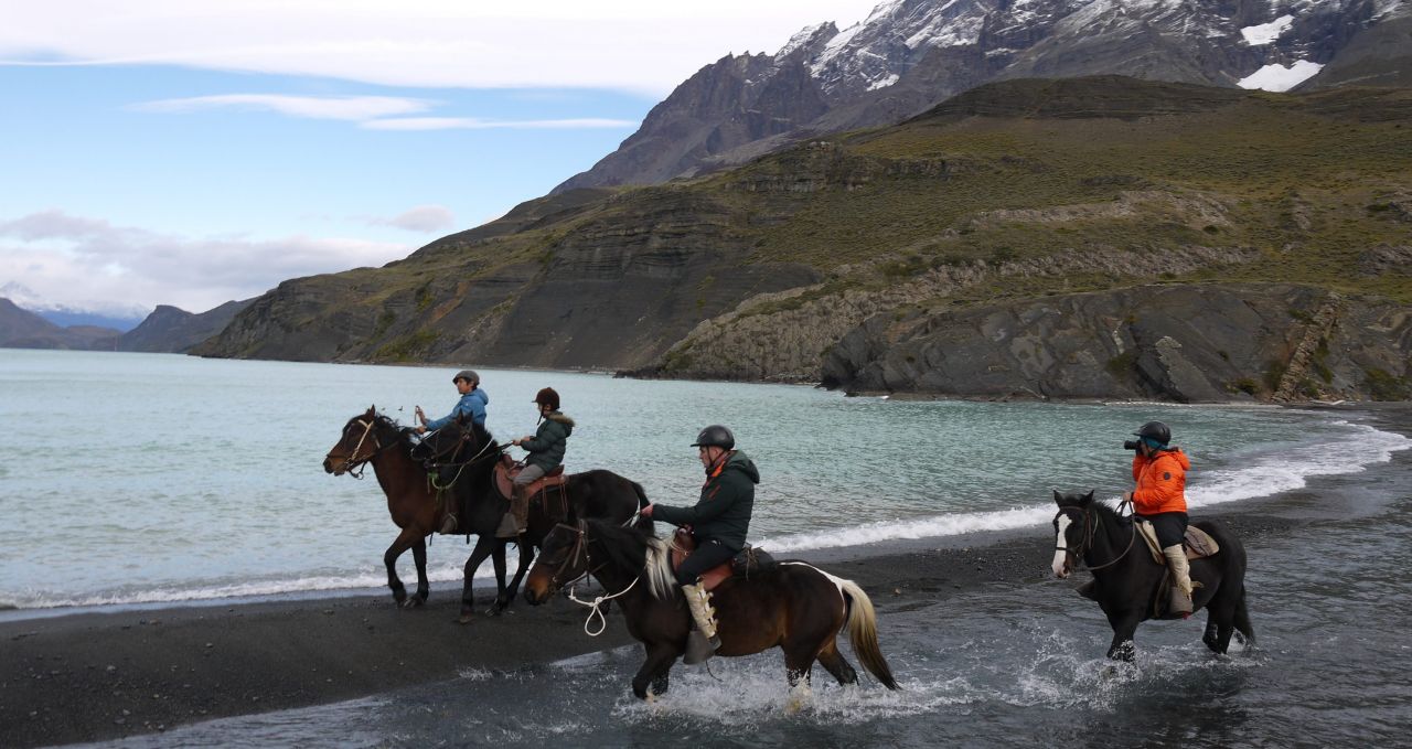 horse-riding-chile