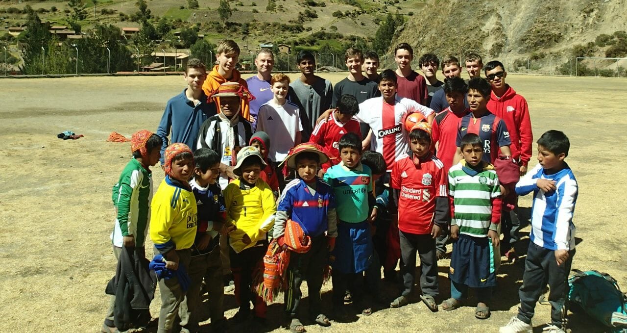 school group and homestay community Peru