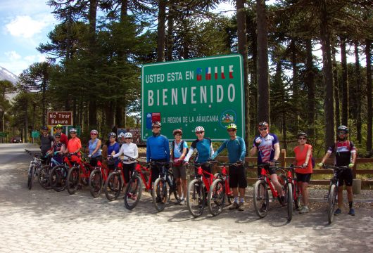 Chile border cycling group, Chile