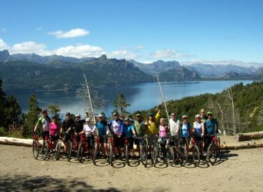 Cycling group, Chile