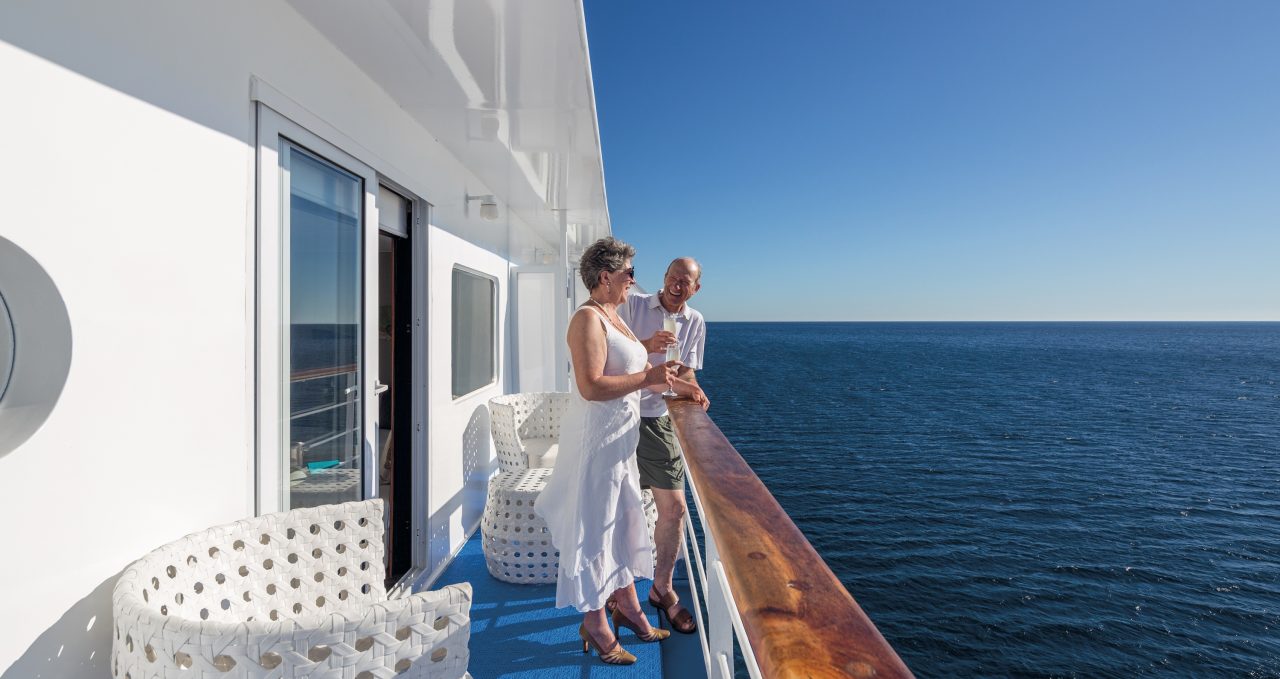 Galapagos Legend balcony