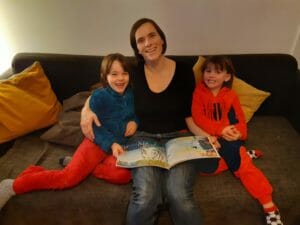 Kat and kids reading Marti and Hammerhead,Galapagos Conservation Trust