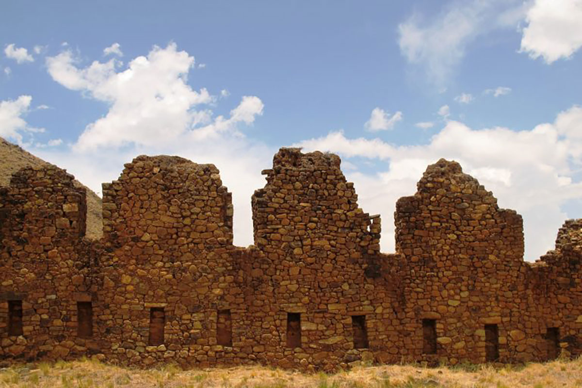 Kallanka wall ruins, Incallajta, Bolivia