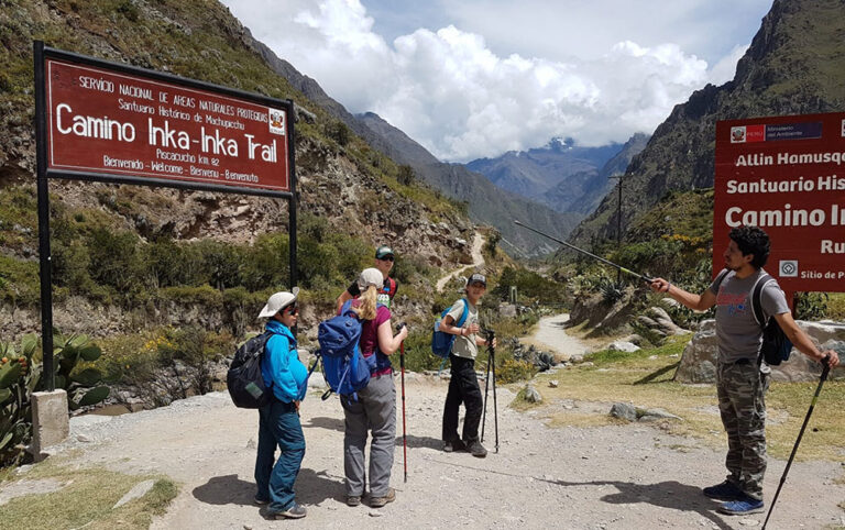 Trail head Inca Trail Peru