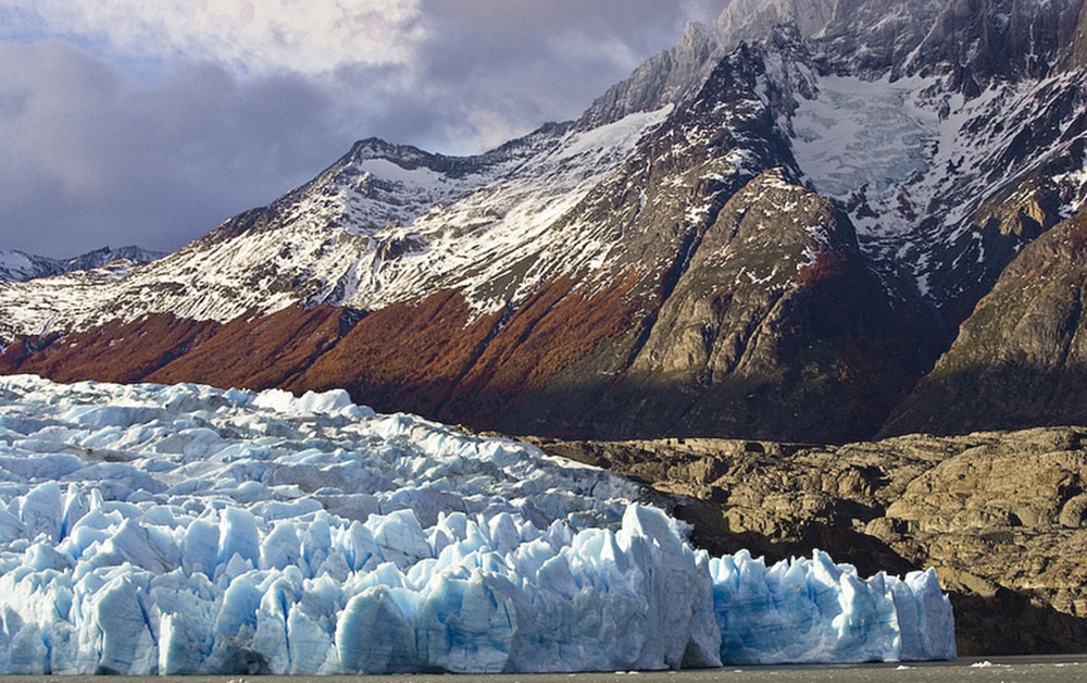 cascada grey glacier patagonia chile