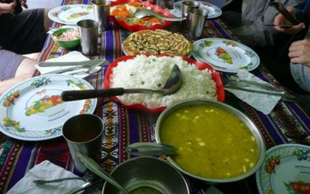 dinner on the inca trail peru