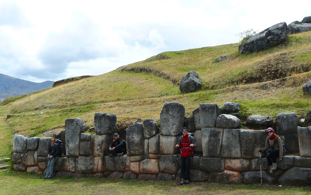 moon temple trek inca ruins peru
