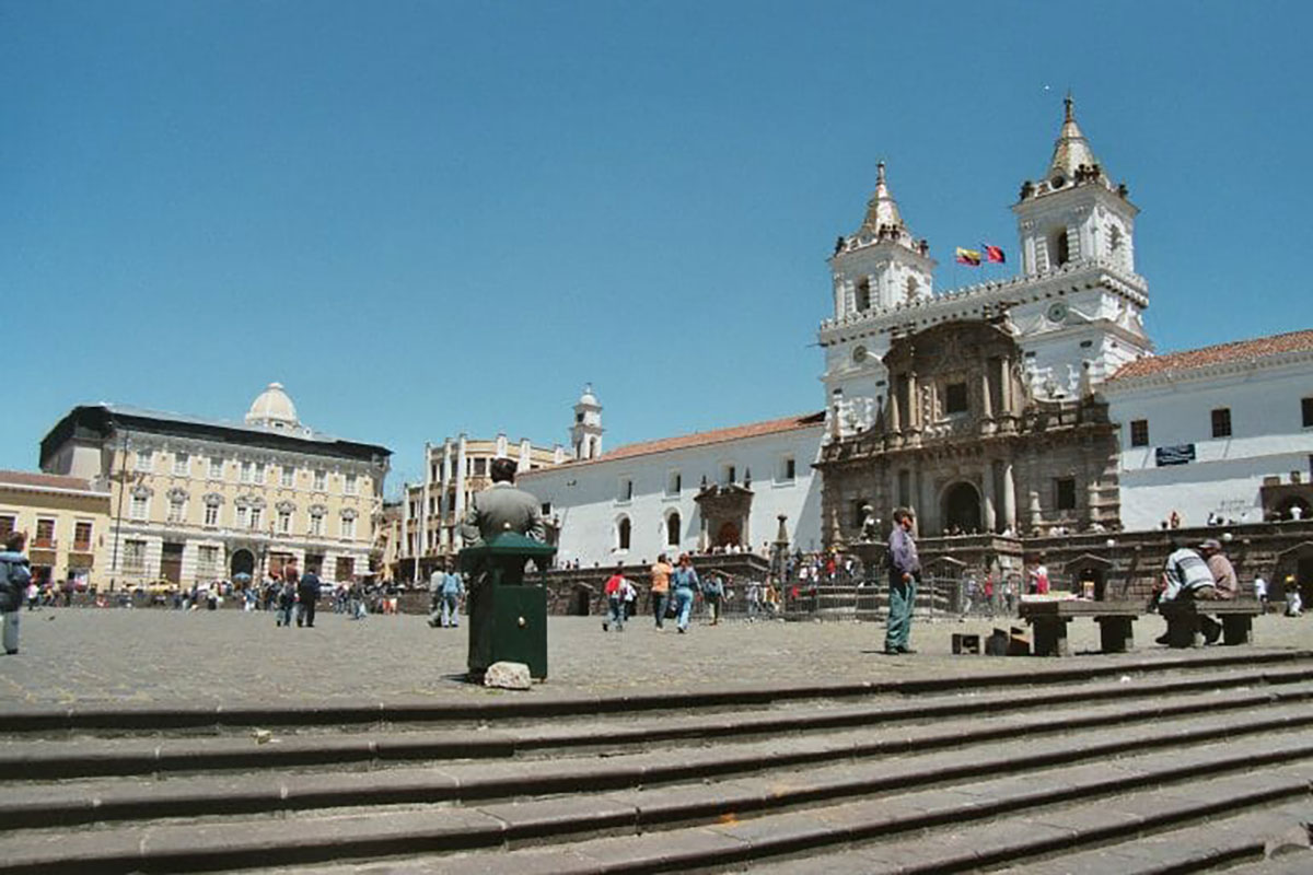 Quito Plaza San Francisco Ecuador