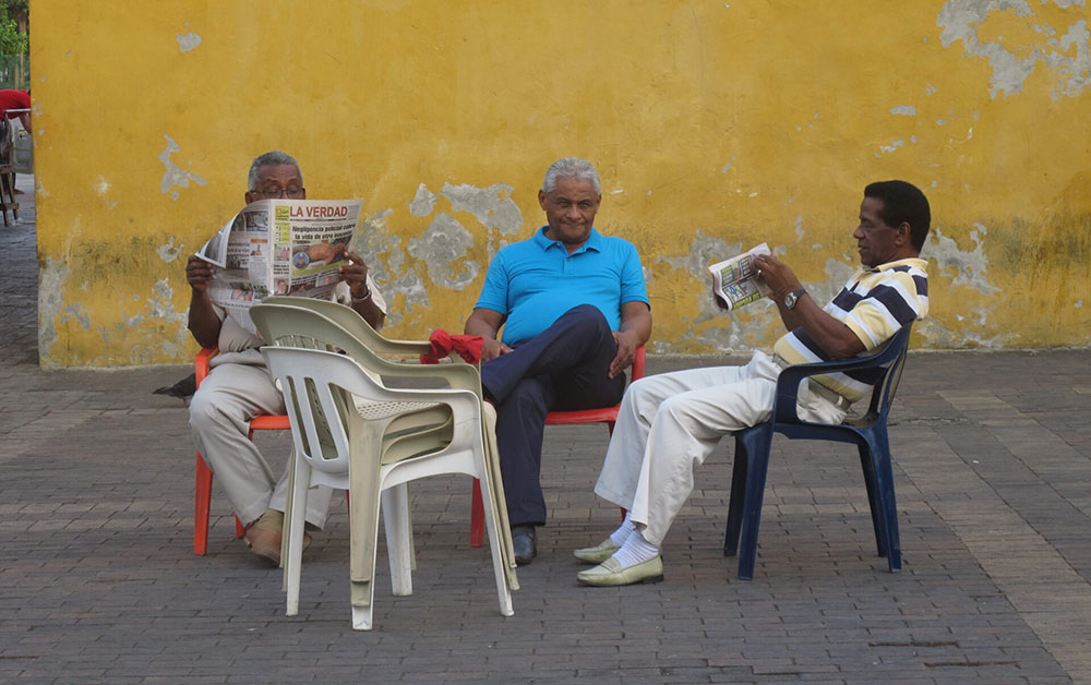 street scene cartagena colombia