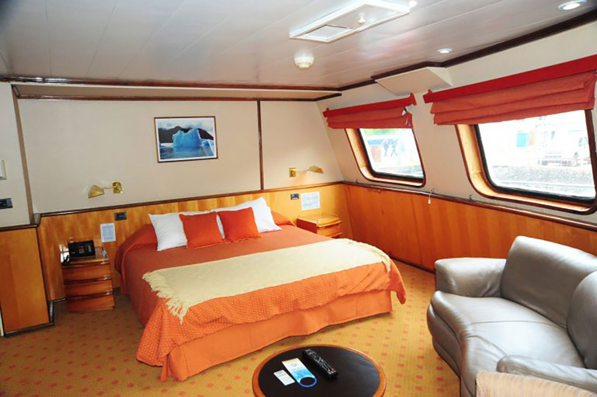 Skoprios III Olympus deck cabin Patagonia Chile
