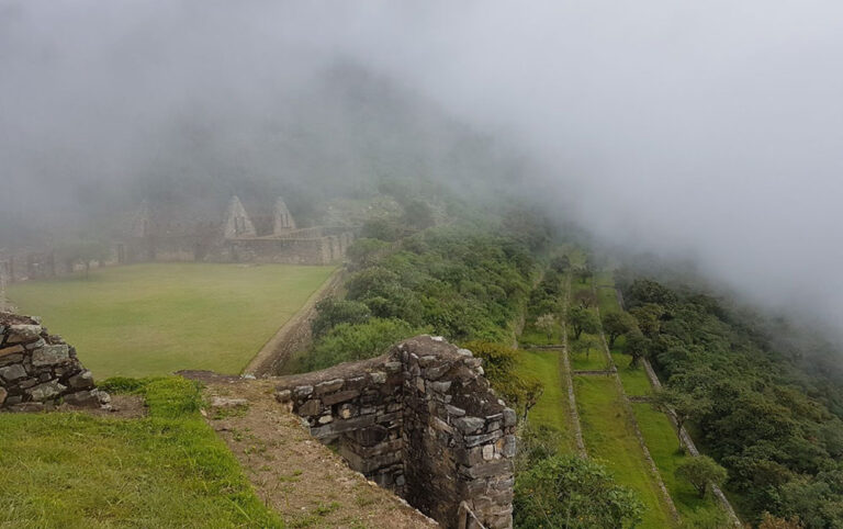 inca site choquequirao
