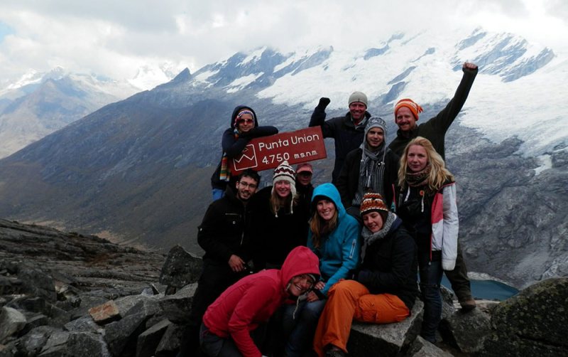 santa cruz trek high pass peru