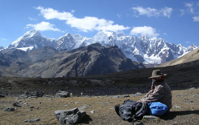 severino ausangate trek peru