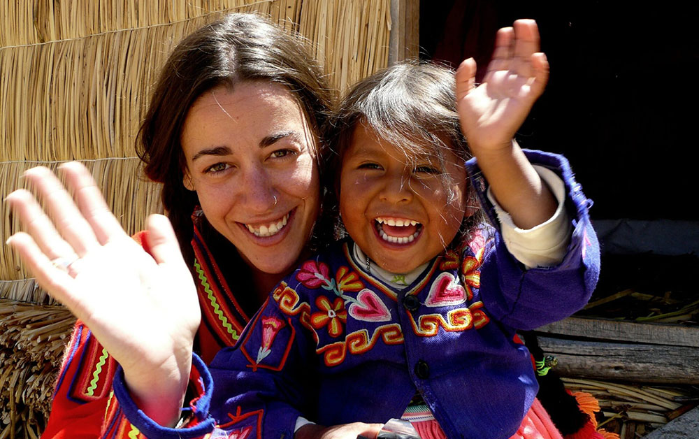 uros floating islands peru