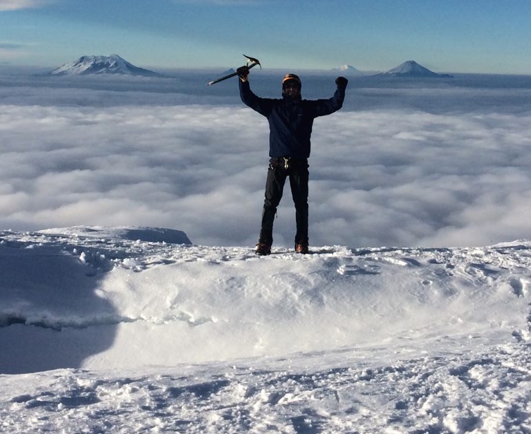 Cayambe, Summit