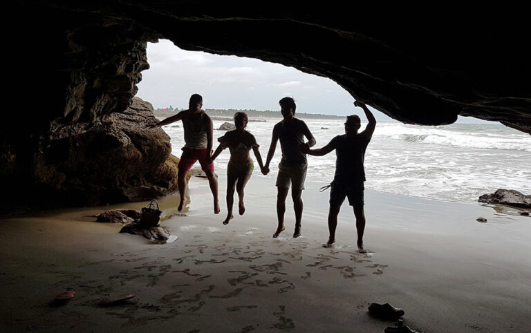 Caves of Ecuador coast