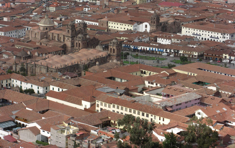 rooftop view of cusco peru