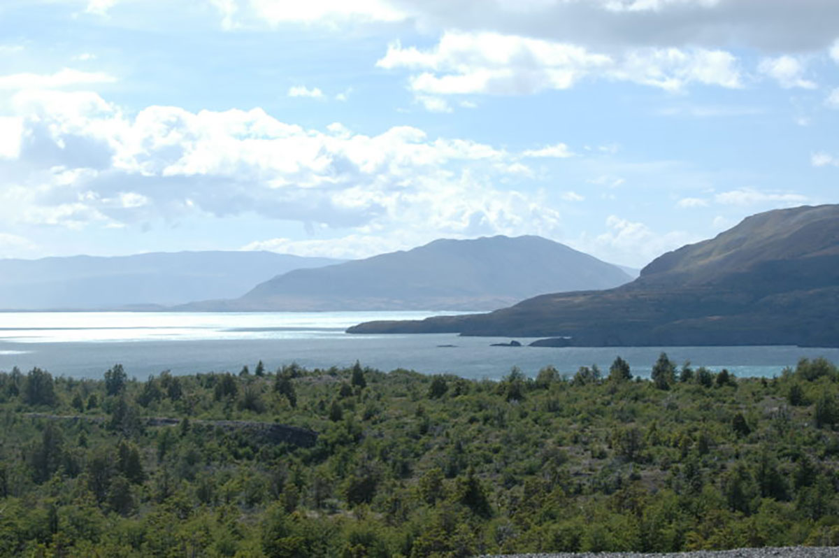 Lake and hills at Bariloche