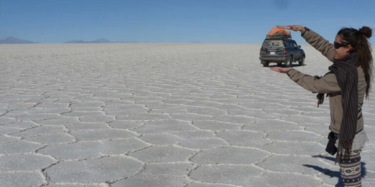 optical illusion uyuni bolivia