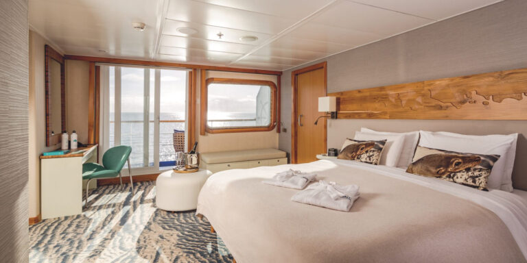 Galapagos Legend Balcony Suite