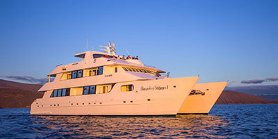 galapagos catamaran cruise