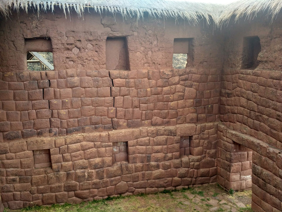 Royal Palace Huchuy Qosqo Peru