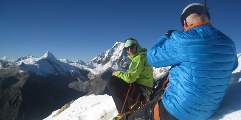 Urus Summit Cordillera Blanca Peru