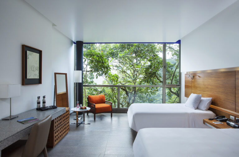 Wayra double room Mashpi Lodge Ecuador