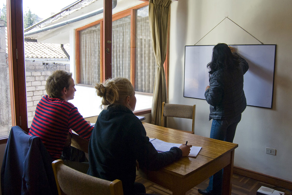 learn spanish cusco peru
