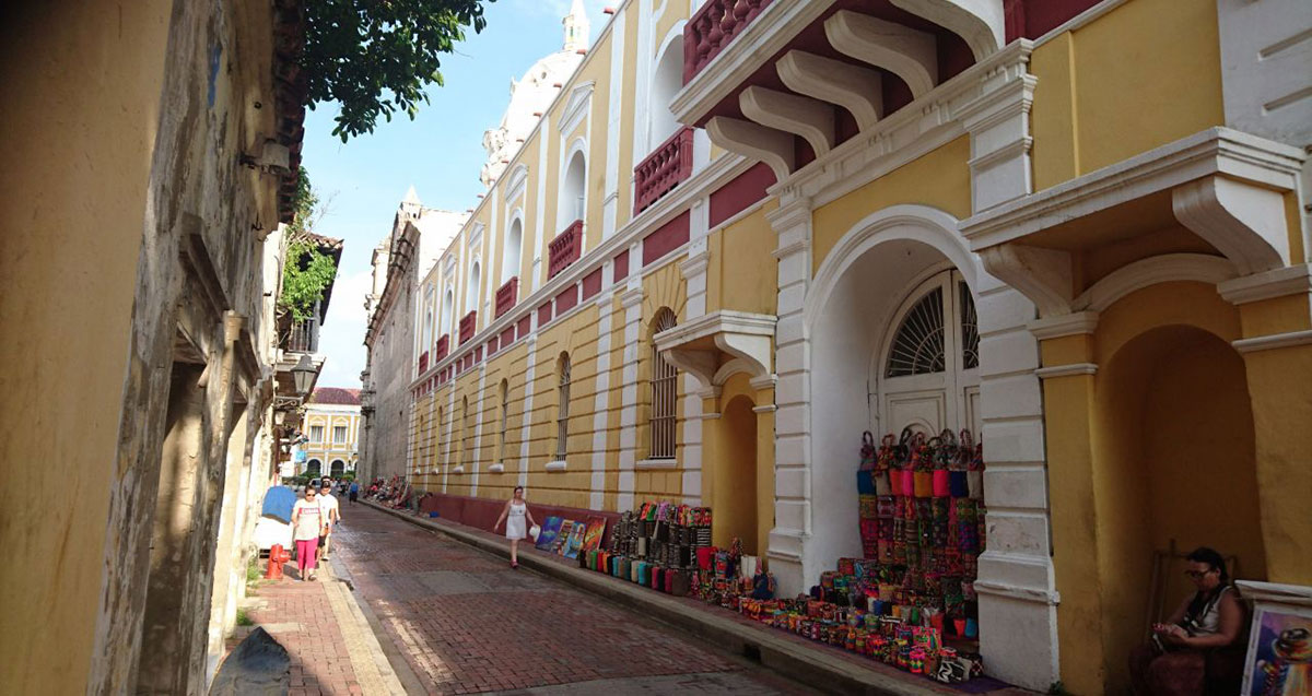Artesania Sold In Street Cartagena Colombia