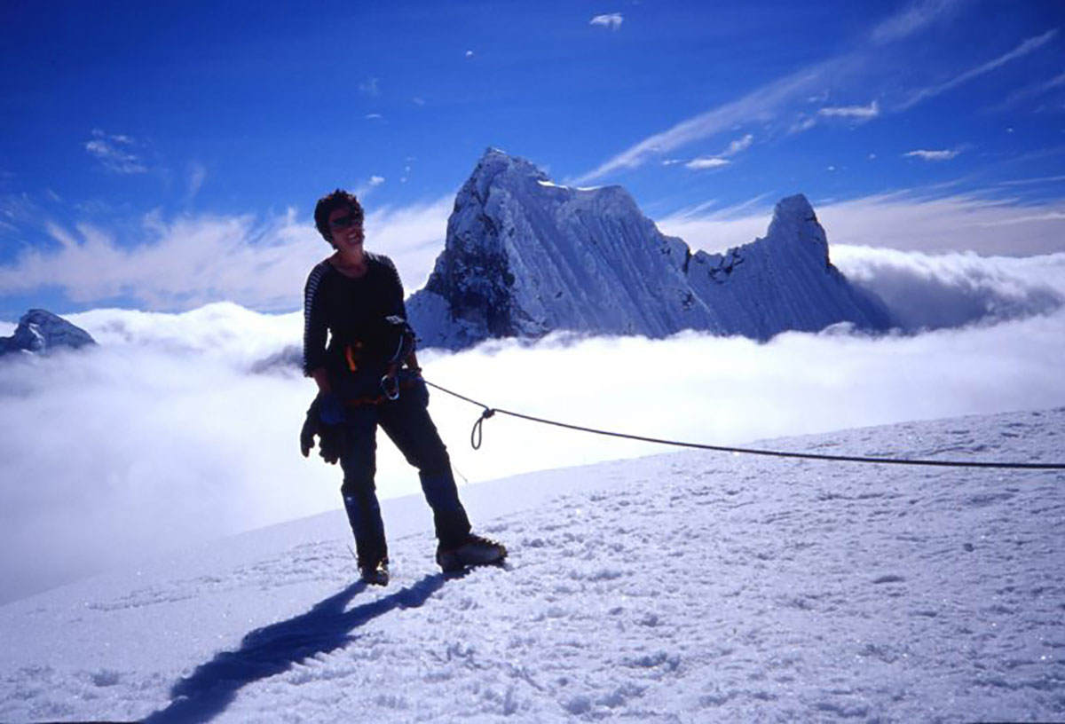 pisco summit cordillera blanca peru