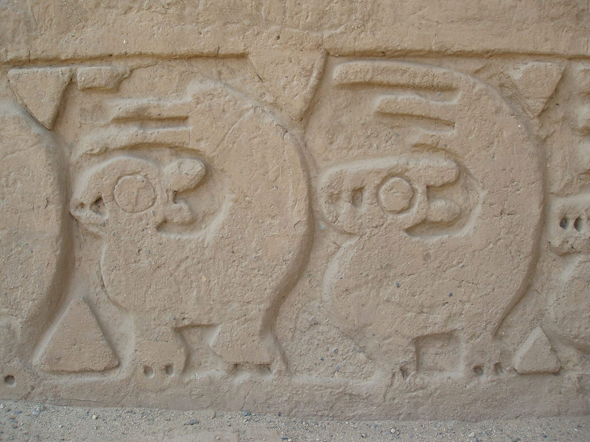 carved-adobe-chan-chan-trujillo-peru